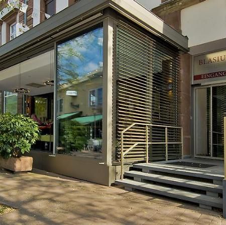 Ratsstube Blasius Hotel Мерциг Екстериор снимка