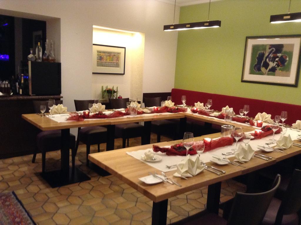 Ratsstube Blasius Hotel Мерциг Екстериор снимка