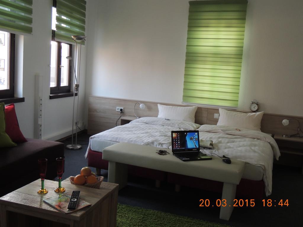 Ratsstube Blasius Hotel Мерциг Стая снимка