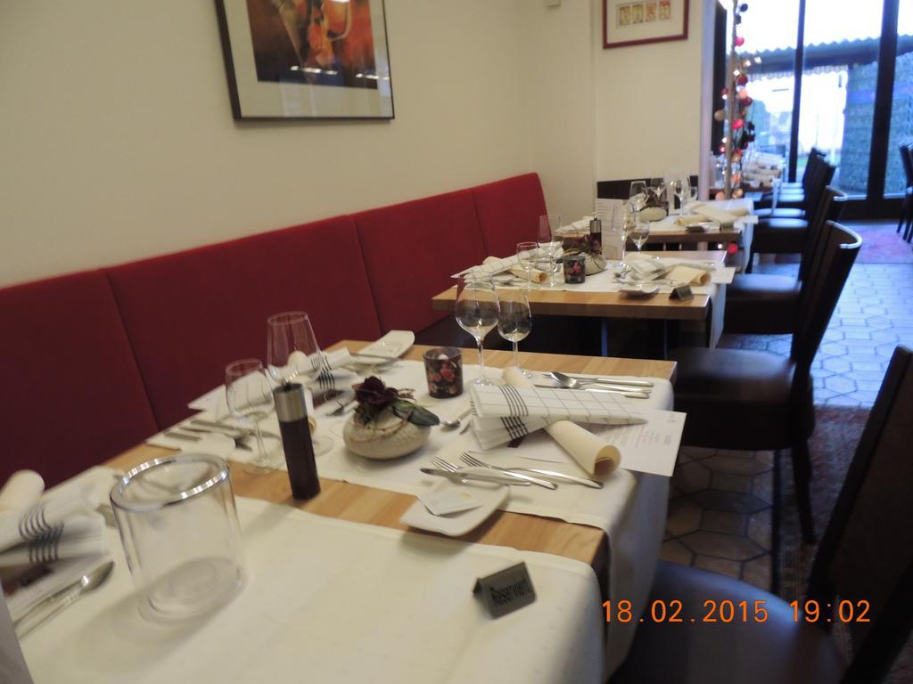 Ratsstube Blasius Hotel Мерциг Екстериор снимка